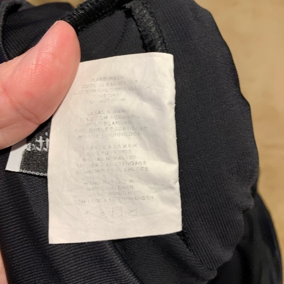 Miraclesuit Black One Piece Padded Swimsuit Beach Island Vacation Slimming - Picture 7 of 10